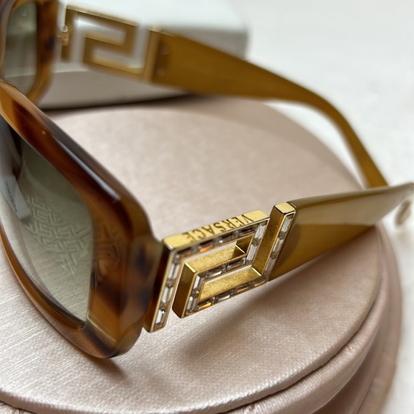 Versace Accessories Versace Sunglasses With The Case And